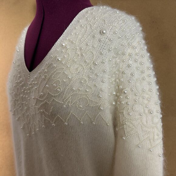 Vintage 80s Side Effects Beaded Ivory Wool Angora Rabbit Hair Sweater Sz M - Picture 15 of 16